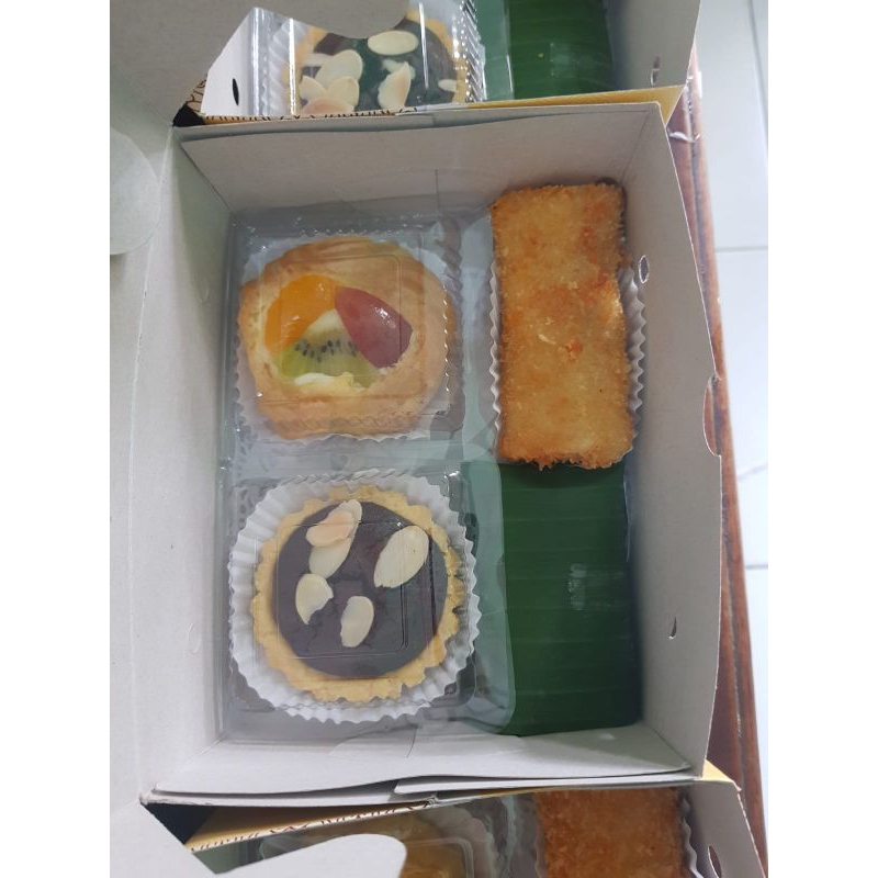 Snack box isi 4